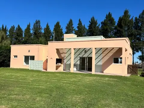 Casa en Venta en Don Joaquin, Canning