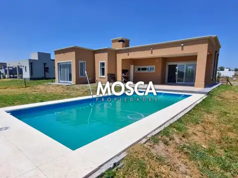 Casa en Venta en Countries y Barrios Cerrados en Lujan, Partido de Luján