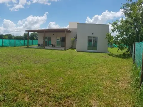 Casa en Venta en Haras Santa Maria, Countries y Barrios Cerrados en Escobar
