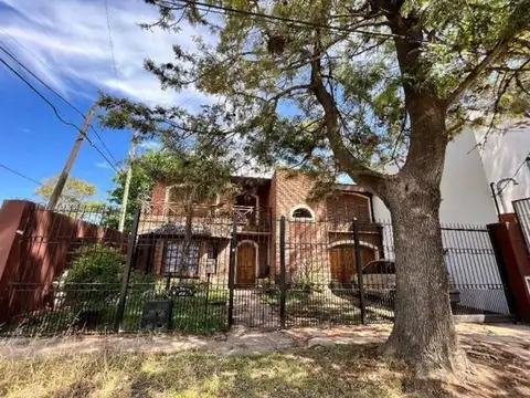 Casa en Venta en Barrio Parque Leloir, Partido de Ituzaingó