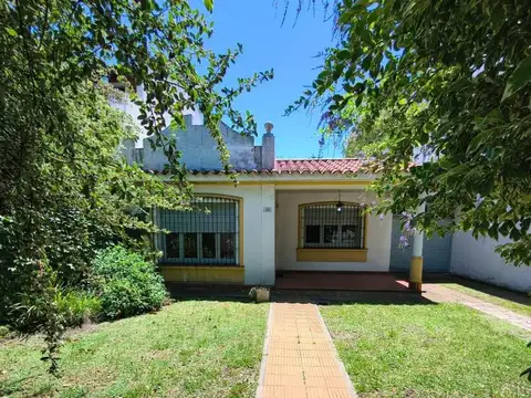 Casa en Venta en Castelar Norte, Castelar