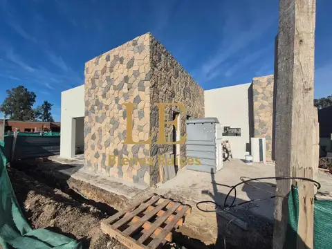 Casa en Venta en Pilar Del Este, Countries y Barrios Cerrados en Pilar
