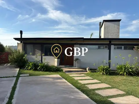 Casa en Venta en La Alameda, Canning