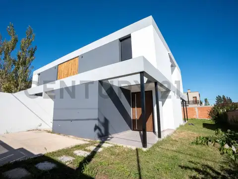 Casa en Venta en Joaquin Gorina, Partido de La Plata