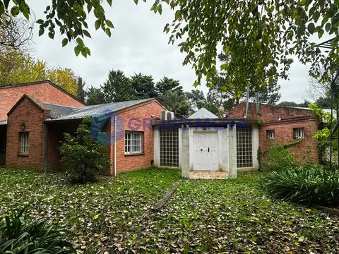 Casa en Venta en Club De Campo La Esperanza, Centro Agricola el Pato