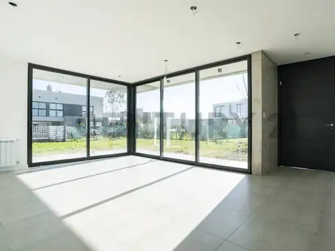 Casa en Venta en City Bell, Partido de La Plata
