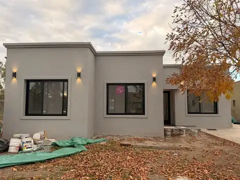 Casa en Venta en Pilar del Este - Santa Elena, Countries y Barrios Cerrados en Pilar