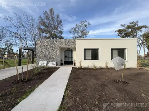 Casa en Venta en Pilar Del Este - Santa Sofia, Countries y Barrios Cerrados en Pilar