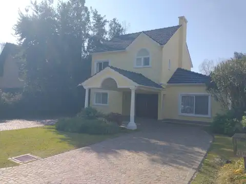 Casa en Venta en Las Praderas De Lujan, Countries y Barrios Cerrados en Lujan