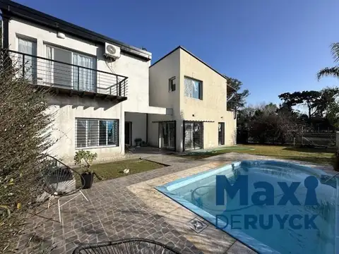 Casa en Venta en Centro Agricola el Pato, Partido de Berazategui