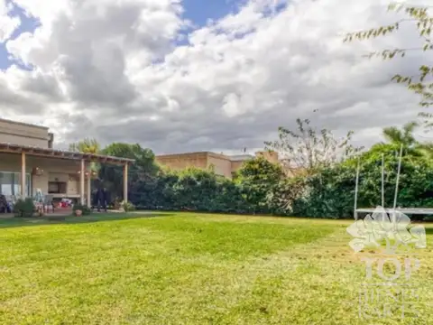 Casa en Venta en Haras Santa Maria, Countries y Barrios Cerrados en Escobar