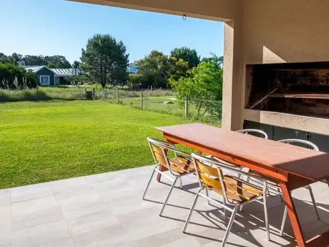 Casa en Venta en Barrio Deportivo 1, Costa Esmeralda