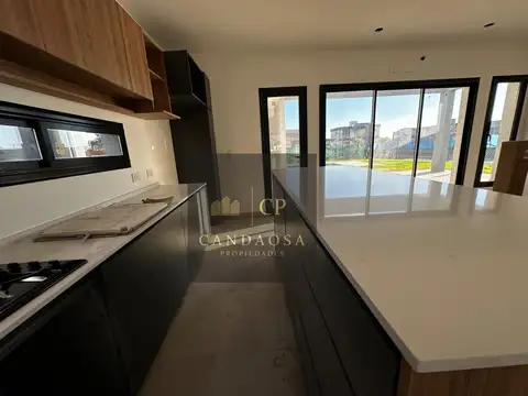 Casa en Venta en Pilar Del Este, Countries y Barrios Cerrados en Pilar