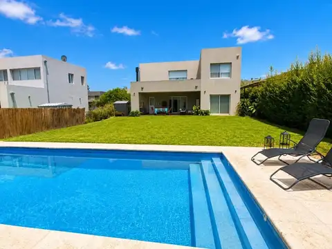 Casa en Venta en Pilar del Este - Santa Guadalupe, Countries y Barrios Cerrados en Pilar