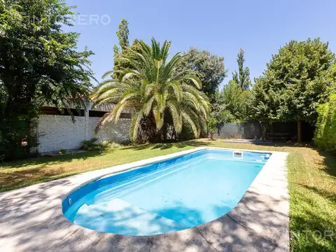 Casa en Venta en Villa Gobernador Udaondo, Partido de Ituzaingó