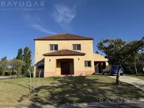 Casa en Venta en Pilar del Este - Santa Guadalupe, Countries y Barrios Cerrados en Pilar
