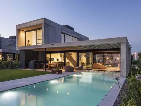 Casa en Venta en Ayres Plaza, Countries y Barrios Cerrados en Pilar