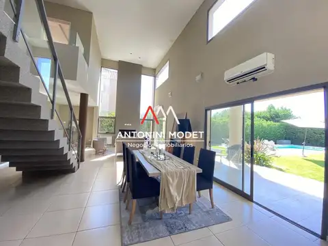 Casa en Venta en La Lomada De Pilar, Countries y Barrios Cerrados en Pilar