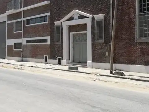 Galpón en Alquiler en Avellaneda, Partido de Avellaneda