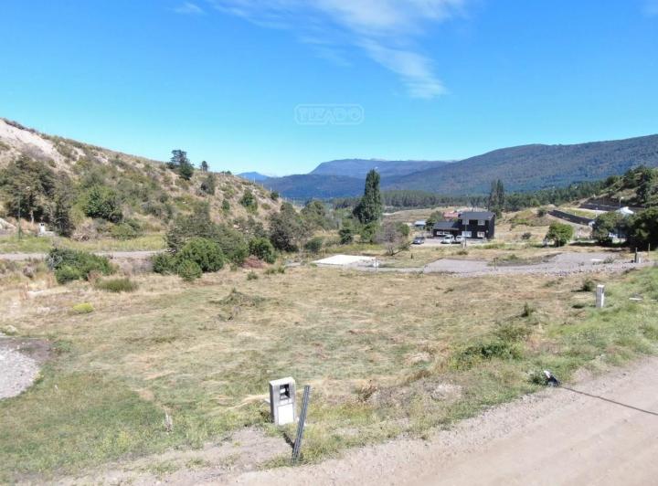 Terreno · 376m²