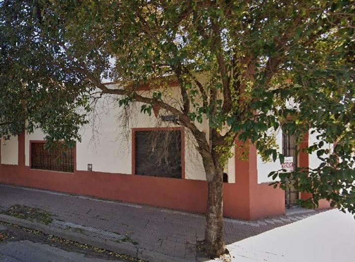 Casa · 195m² · 4 Ambientes · 1 Cochera