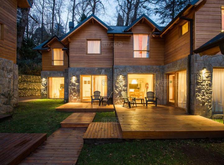 Casa · 370m² · 1 Cochera
