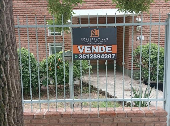 Casa · 290m² · 12 Ambientes · 1 Cochera