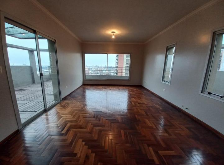 Departamento · 105m² · 5 Ambientes · 1 Cochera