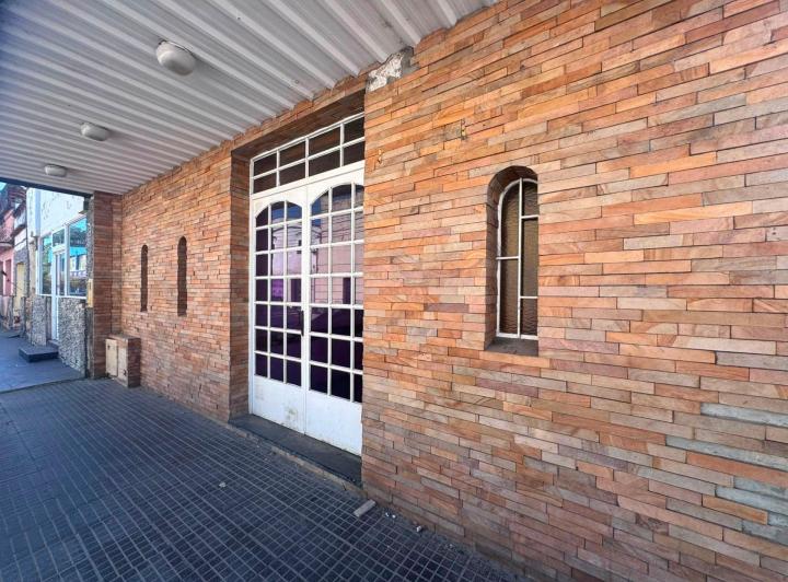 Local comercial · 185m²