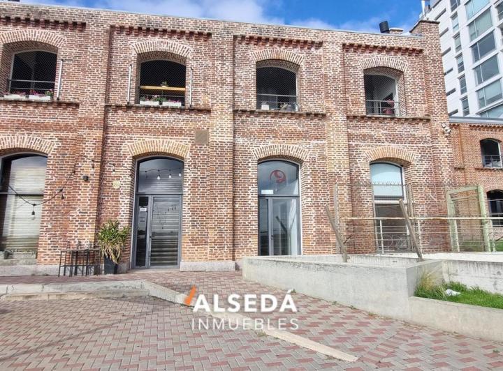 Local comercial · 105m² · 1 Ambiente