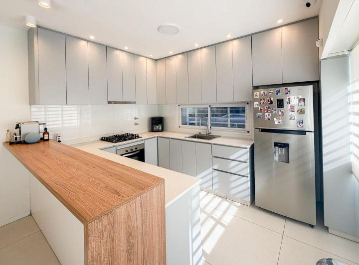 Casa · 178m² · 6 Ambientes · 1 Cochera