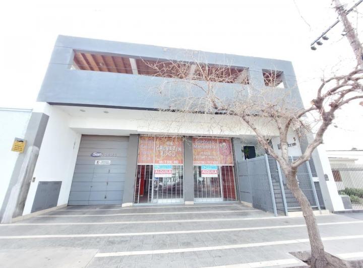 Local comercial · 150m²