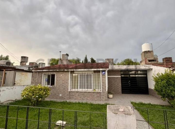 Casa · 107m² · 3 Ambientes · 1 Cochera