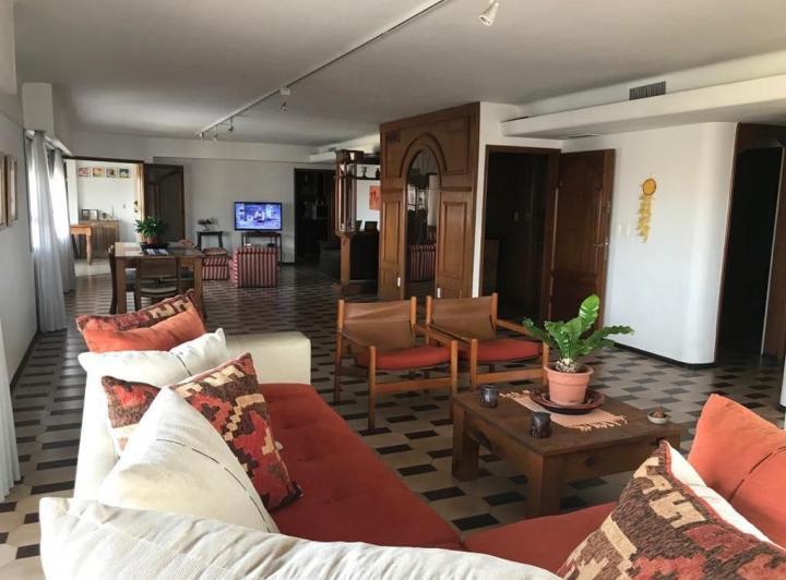 Departamento · 230m² · 7 Ambientes