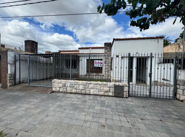Casa · 157m² · 5 Ambientes · 1 Cochera