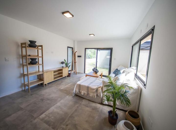 Casa · 104m² · 3 Ambientes · 2 Cocheras