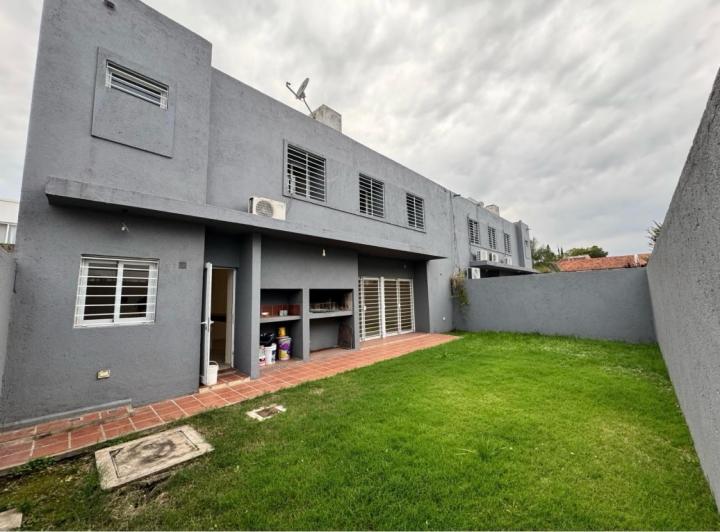 Casa · 150m² · 3 Ambientes