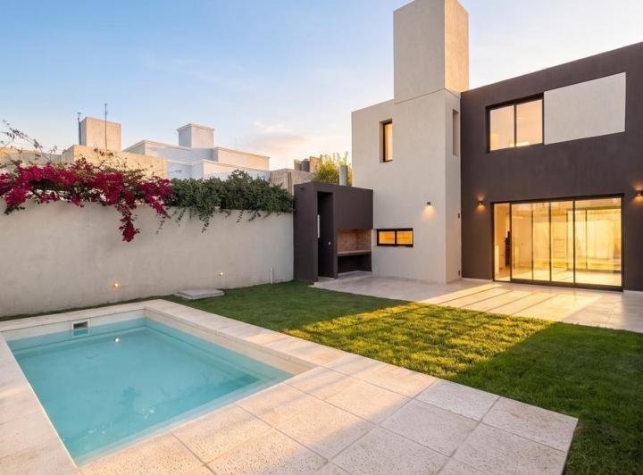 Casa · 150m² · 5 Ambientes