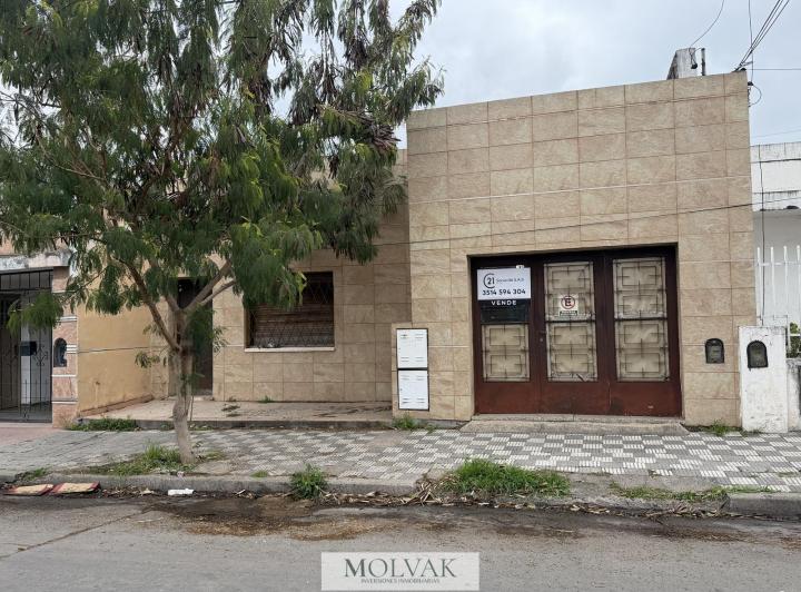 Casa · 185m² · 3 Ambientes · 1 Cochera