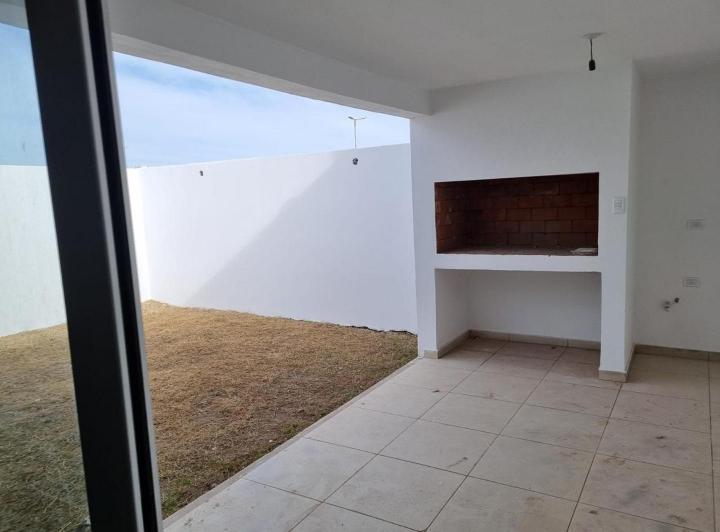 Casa · 100m² · 2 Dormitorios