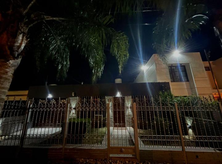 Casa · 120m² · 4 Dormitorios · 4 Cocheras