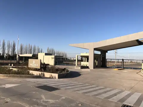 Terreno en Venta en Russel, Maipu