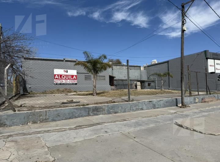 Depósito · 210m²