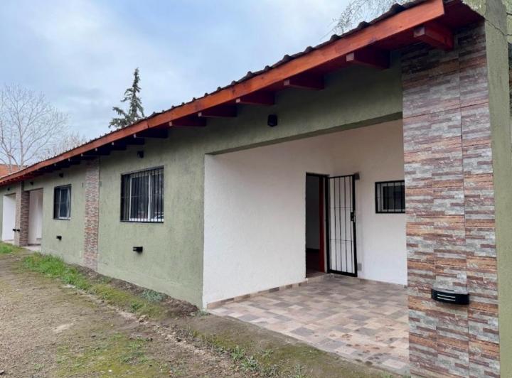 Casa · 101m² · 2 Dormitorios · 1 Cochera