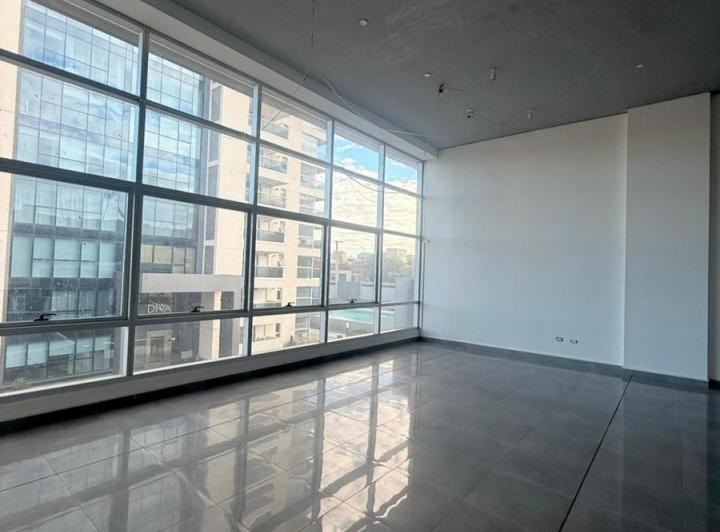 Oficina comercial · 250m²