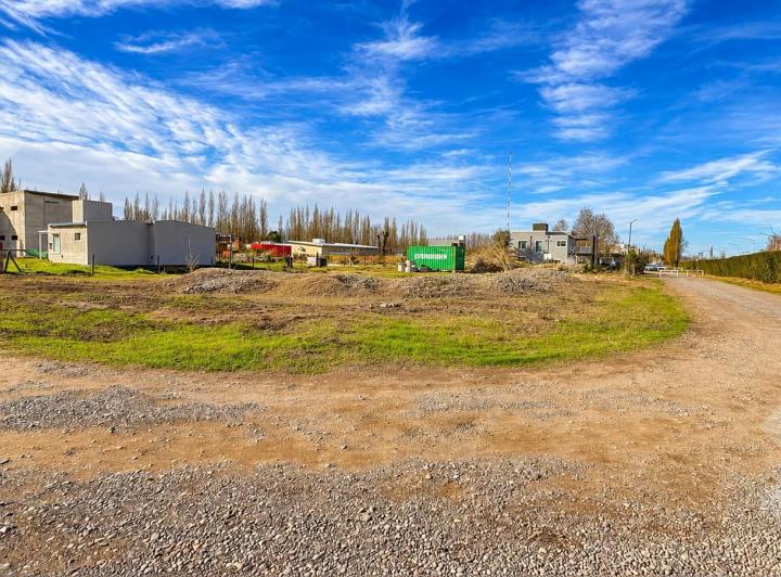 Terreno · 996m²