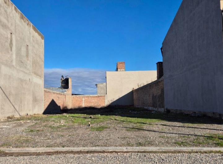 Terreno · 400m²