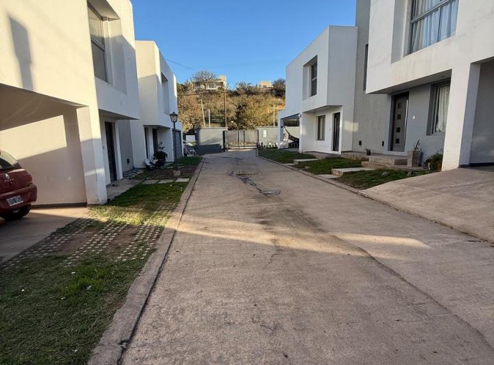 PH · 147m² · 5 Ambientes · 2 Cocheras