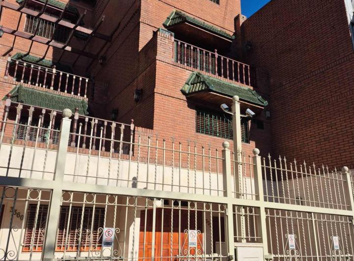 PH · 423m² · 8 Ambientes · 2 Cocheras