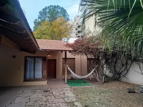 Casa en Venta en Mendoza, Capital